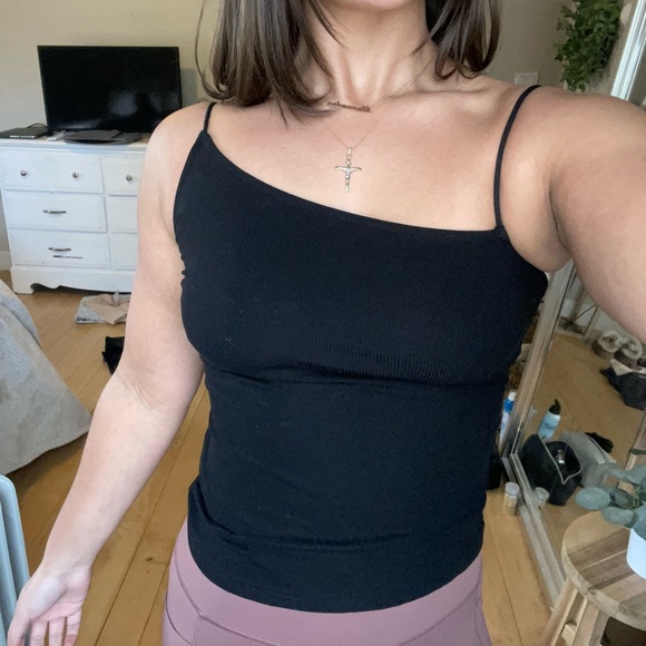SHEIN | Asymmetrical Black Ribbed Tank Top - Picture 2 of 6